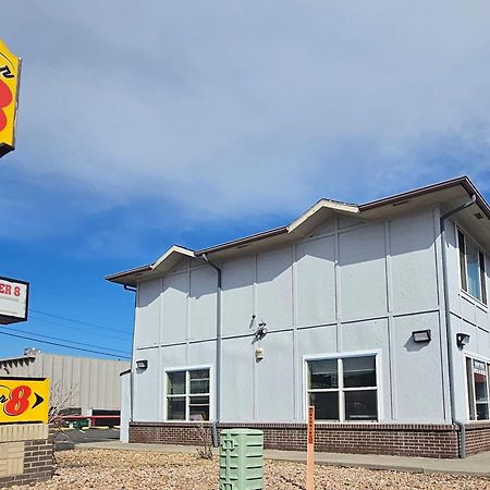 Super 8 By Wyndham Denver Central Экстерьер фото